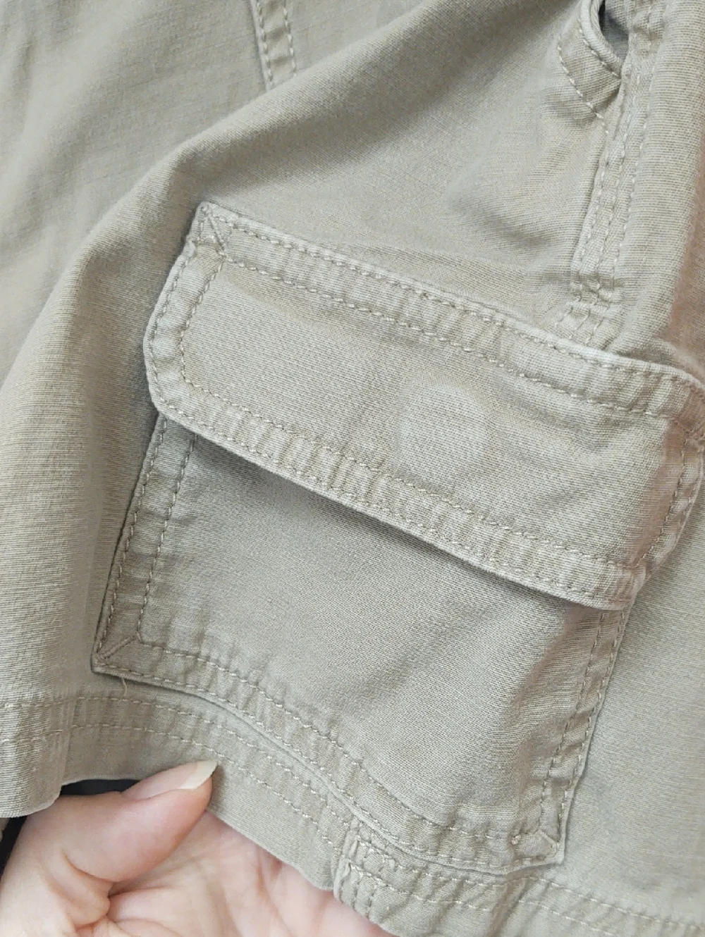 The North Face Beige Utility Cargo Shorts Size 10